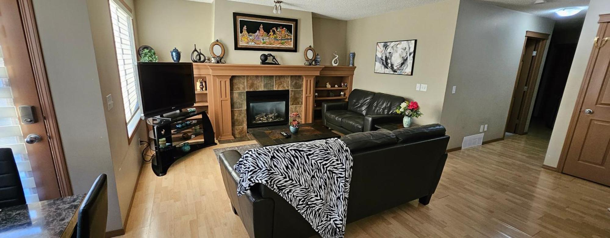 Spacious Comfortable Air-Conditioned. Near Airport! YYC Exterior foto